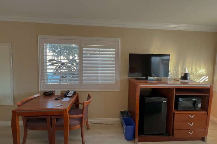 Room 12 of 22